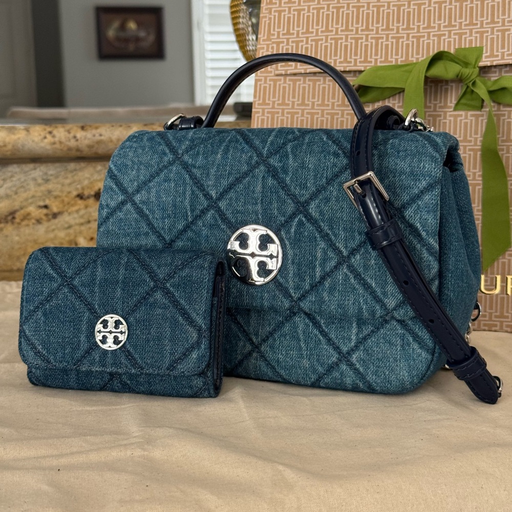 New Tory Burch Denim WILLA DENIM MINI TOP HANDLE BAG & matching cardholder - Picture 7 of 11
